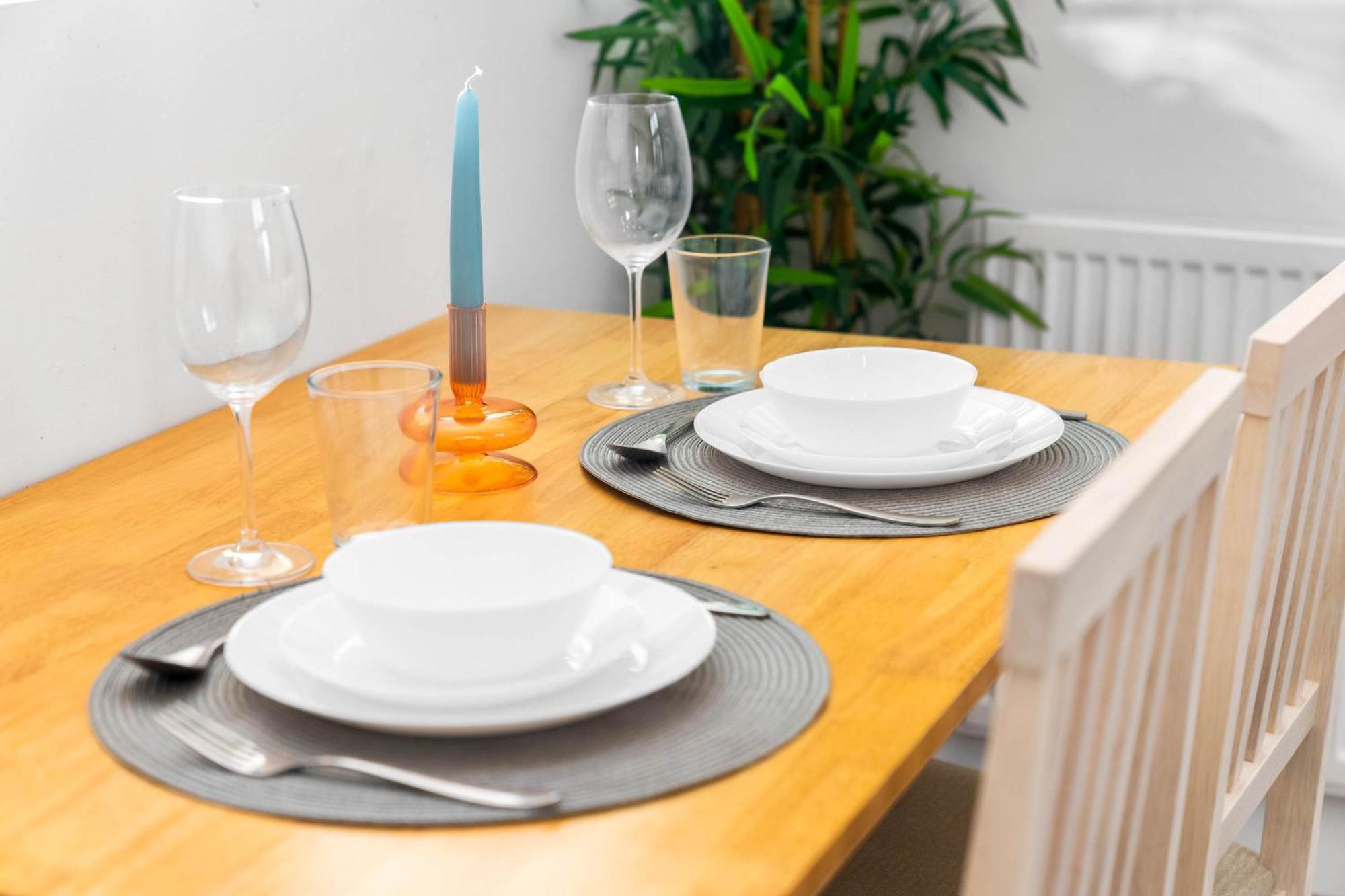 Luxury Apartment - Wolverhampton - Netflix - Smart Tv - Fast Wifi - 7Apc Bagian luar foto
